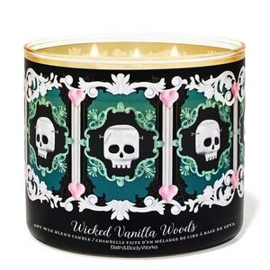 New Bath & Body Works 3-Wick Candle in Wicked Vanilla Woods